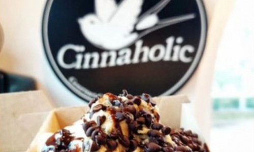CINNAHOLIC Cover Image